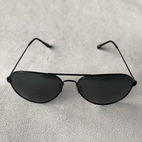 Aviator Sunglasses ~ Black Lenses Black Frames ~ Brand New - Picture 8 of 10